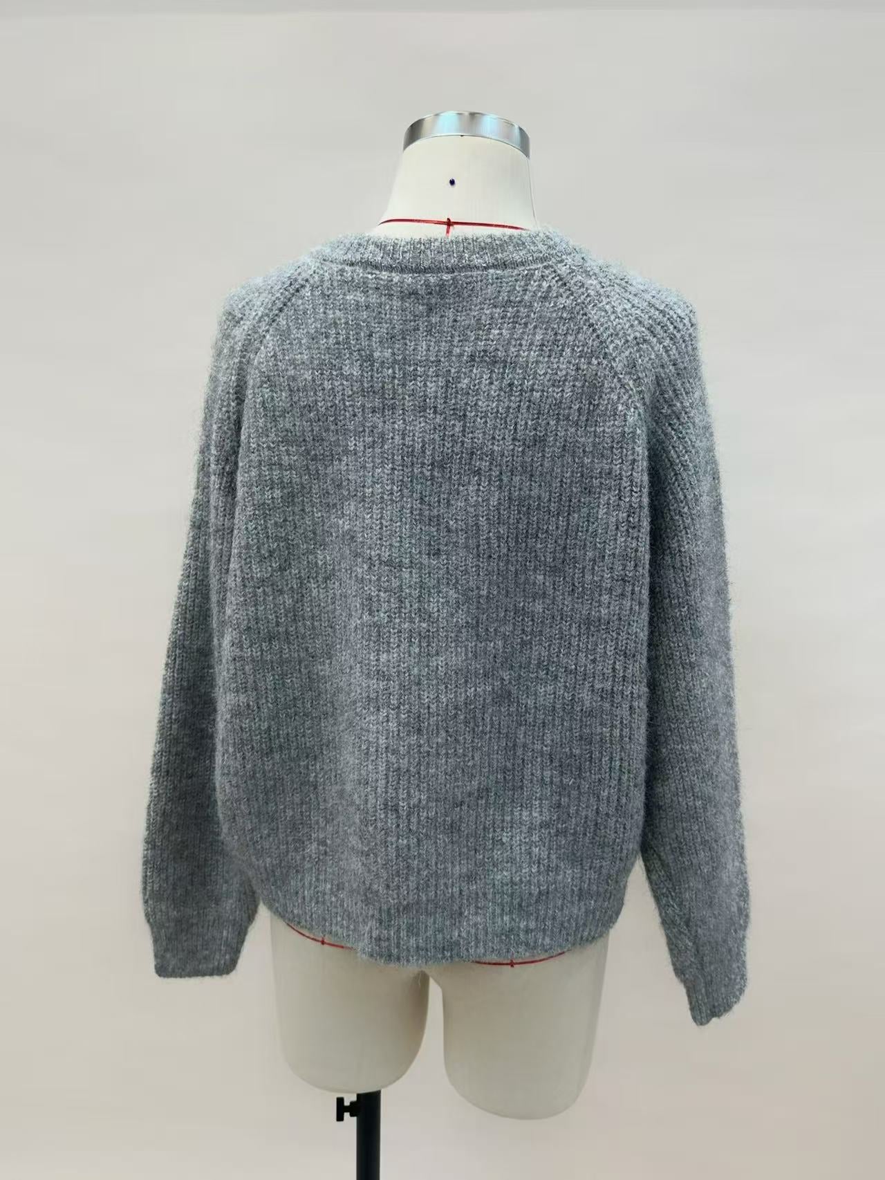 Knit Sweater – Production Reference 10