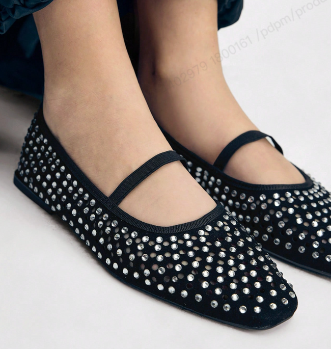 Hollowed rhinestone ballet flats（250904-2）